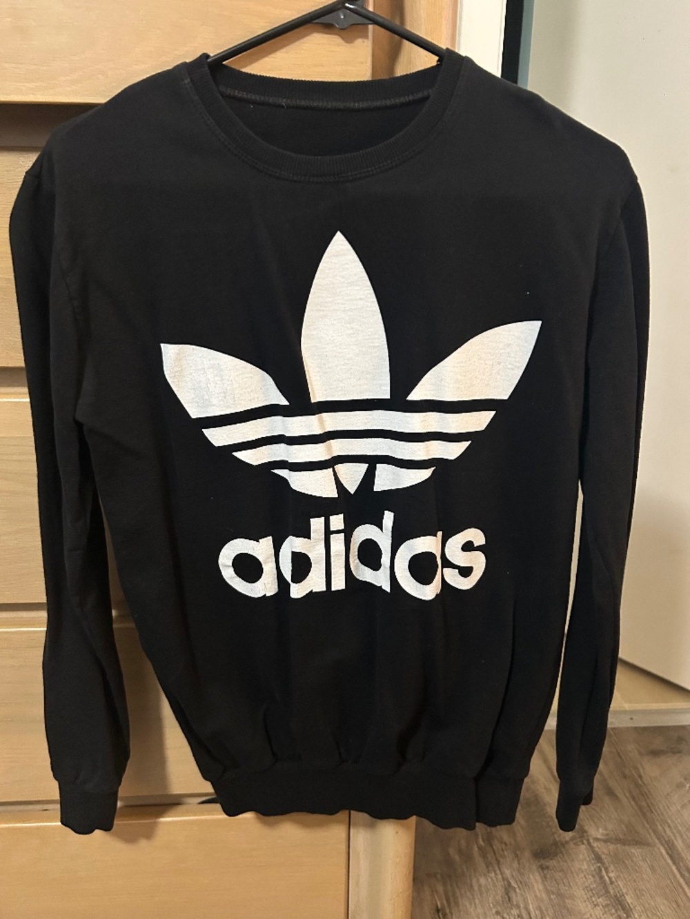 Women’s adidas crewneck sweatshirt